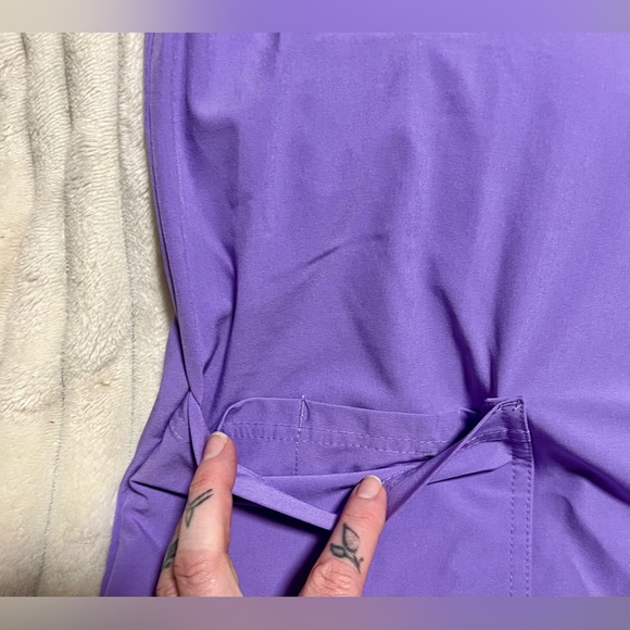 NWOT Bright Lavender Purple ADAR Scrub Set - Picture 8 of 12